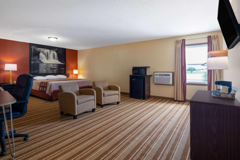 Room image 2